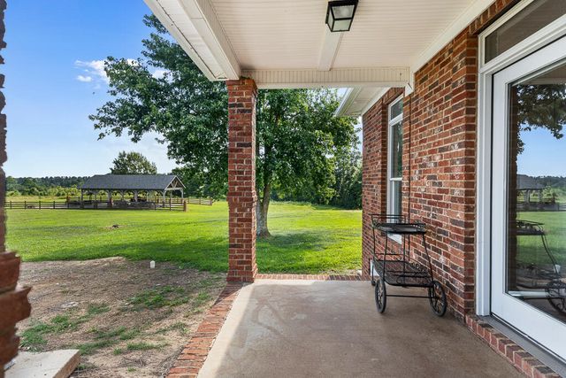 559 White Road SE, Old Fort, TN 37362