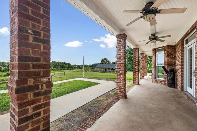 559 White Road SE, Old Fort, TN 37362