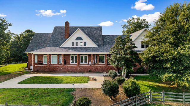 559 White Road SE, Old Fort, TN 37362