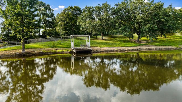 559 White Road SE, Old Fort, TN 37362