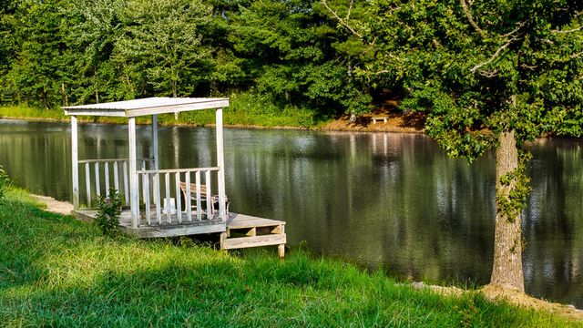 559 White Road SE, Old Fort, TN 37362