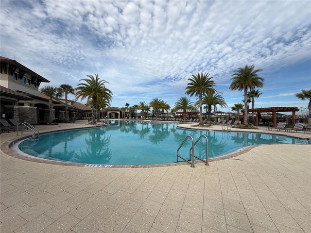 2422 RIVERBANK COVE, Kissimmee, FL 34741