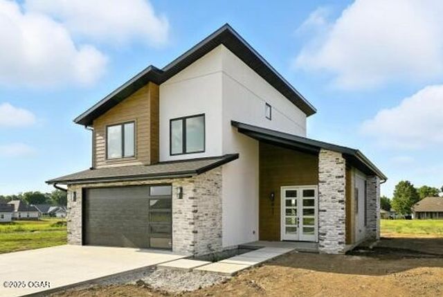 837 Modern Way, Carthage, MO 64836