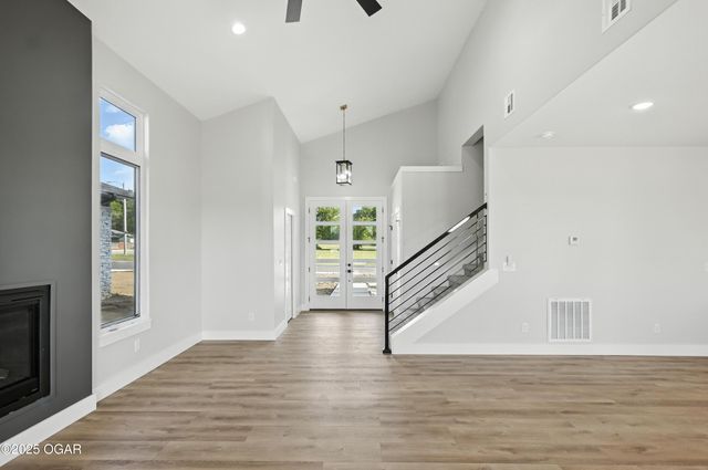 837 Modern Way, Carthage, MO 64836