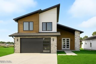 837 Modern Way, Carthage, MO 64836