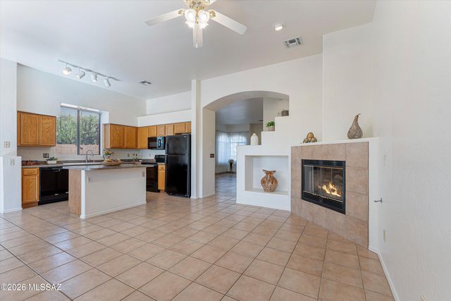 3177 Flowering Cactus Court, Tucson, AZ 85745
