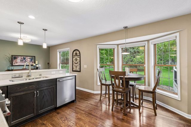 689 Havenhill Road, Eagan, MN 55123