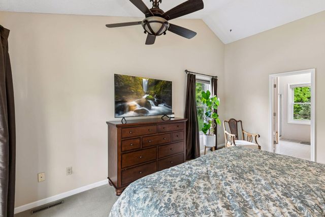 689 Havenhill Road, Eagan, MN 55123
