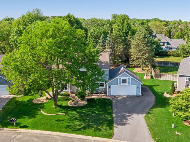 689 Havenhill Road, Eagan, MN 55123