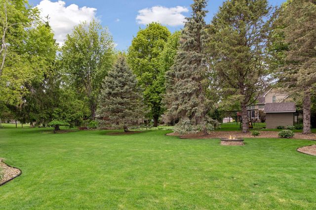 689 Havenhill Road, Eagan, MN 55123
