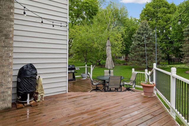 689 Havenhill Road, Eagan, MN 55123