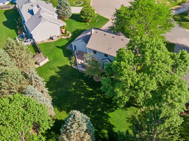 689 Havenhill Road, Eagan, MN 55123