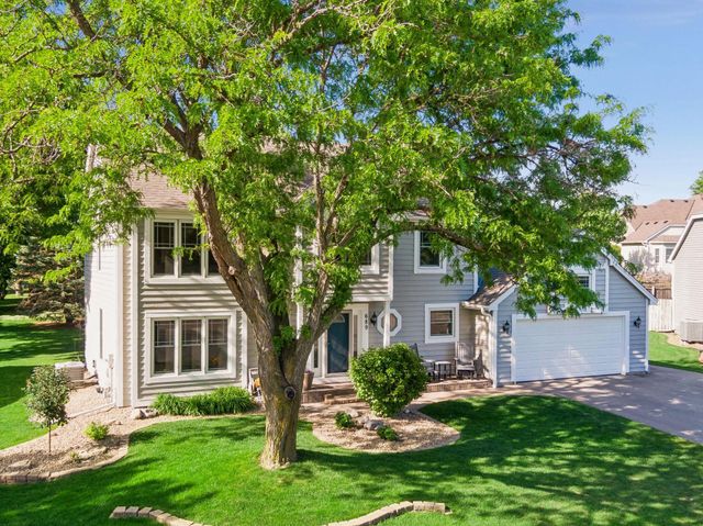 689 Havenhill Road, Eagan, MN 55123