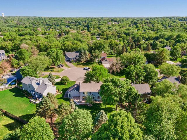 689 Havenhill Road, Eagan, MN 55123