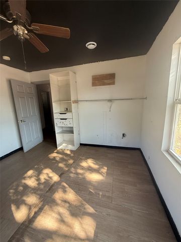 1800 Cottonwood Road, Carrollton, TX 75006