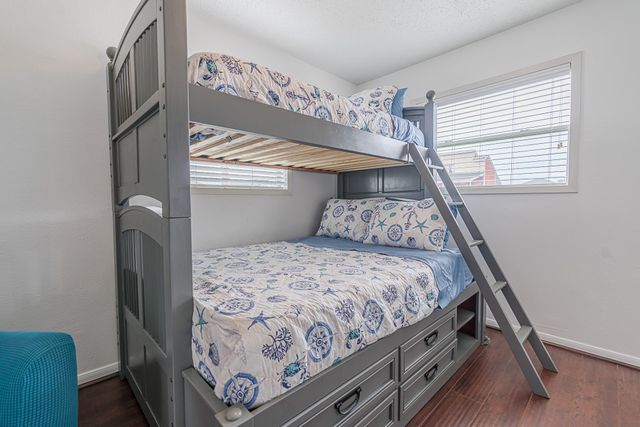 4007 Grayson Drive, Galveston, TX 77554