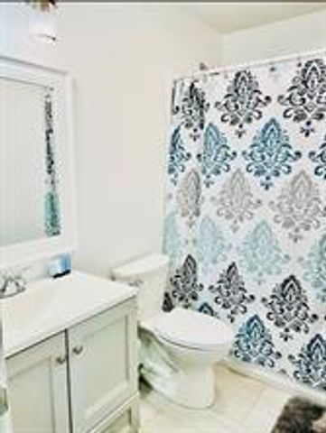 4007 Grayson Drive, Galveston, TX 77554