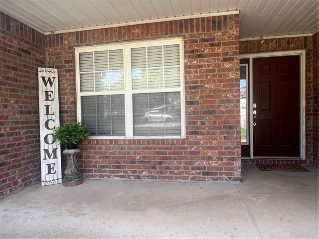 20645 Lakeshore Drive, Springdale, AR 72764