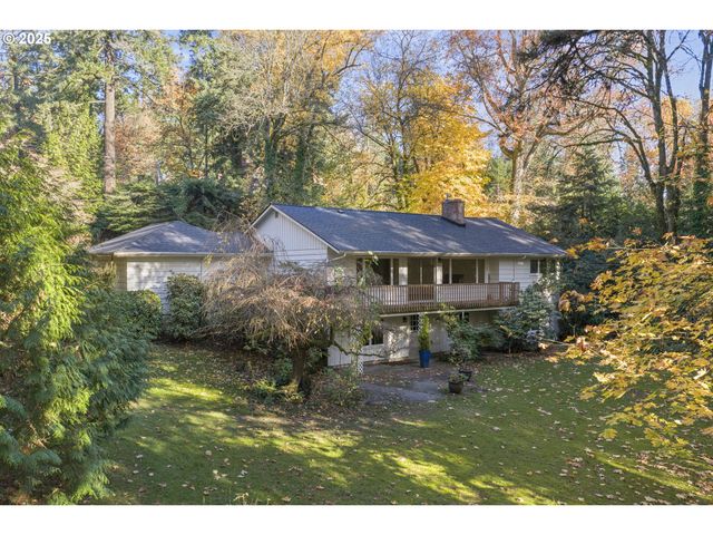 13248 S IRON MOUNTAIN Blvd, Portland, OR 97219