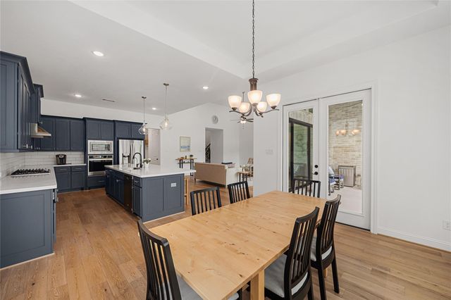 28410 Sunrise View Drive, Spring, TX 77386