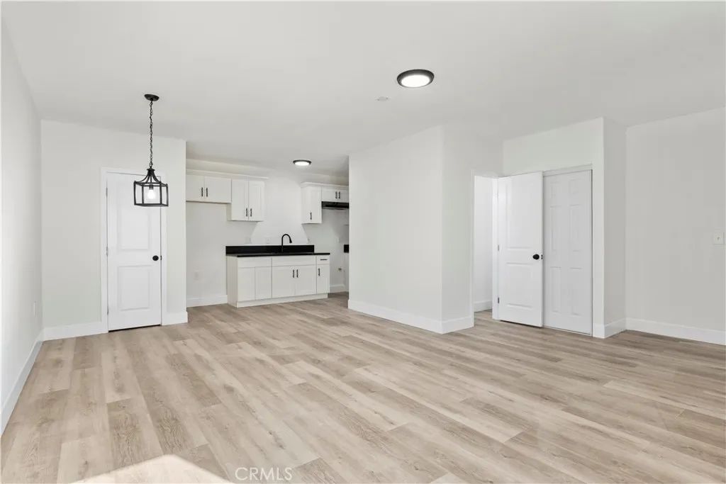 6810 Dorinda Dr, Riverside, CA 92503