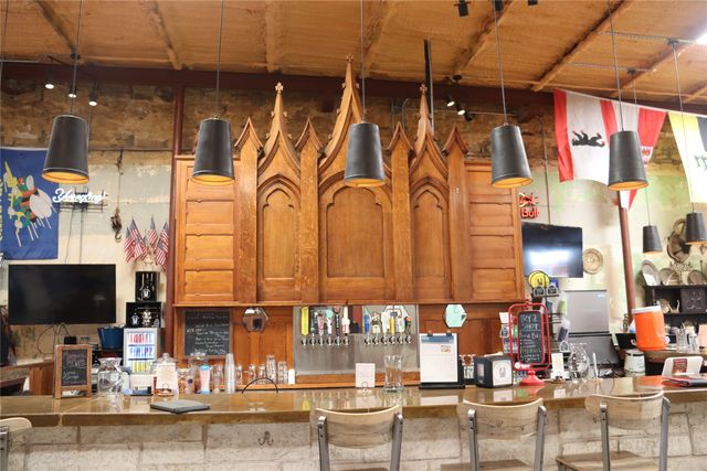 120 N Austin Street, Comanche, TX 76442