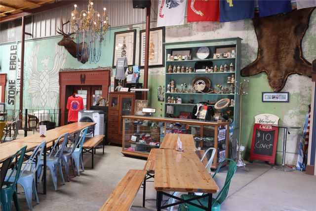 120 N Austin Street, Comanche, TX 76442