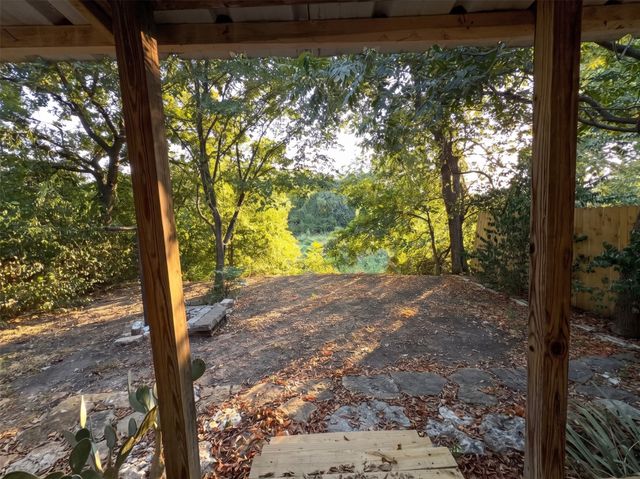 7613 Marys Creek Drive, Fort Worth, TX 76116