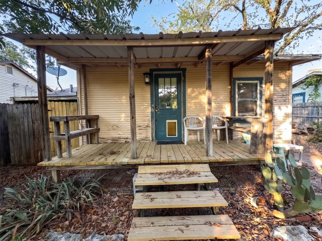 7613 Marys Creek Drive, Fort Worth, TX 76116