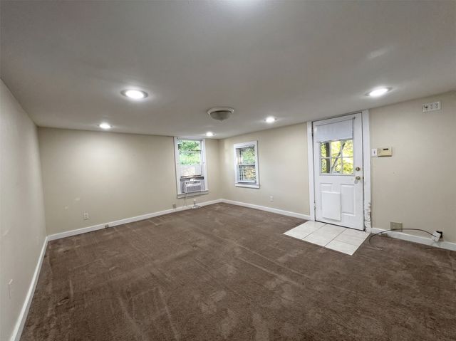 7613 Marys Creek Drive, Fort Worth, TX 76116
