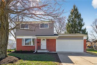 727 Fairwood Boulevard, Elyria, OH 44035