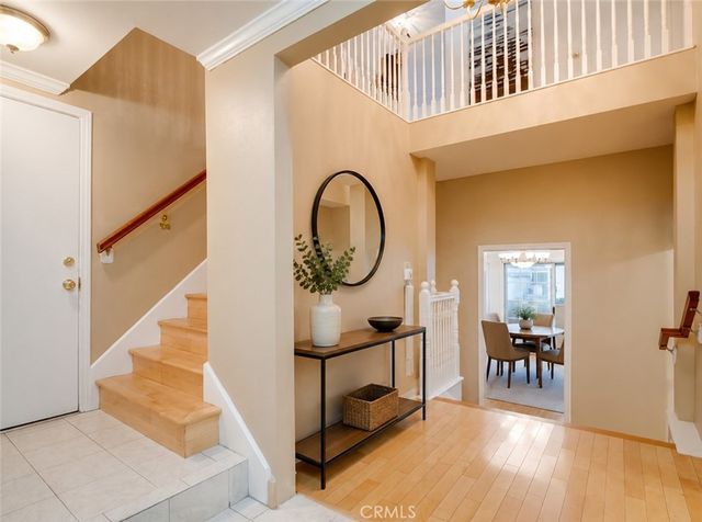 3863 Cazador, Los Angeles, CA 90065