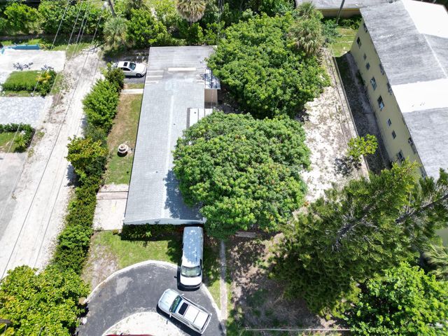 1302 S S Federal Hwy Highway, Lake Worth Beach, FL 33460