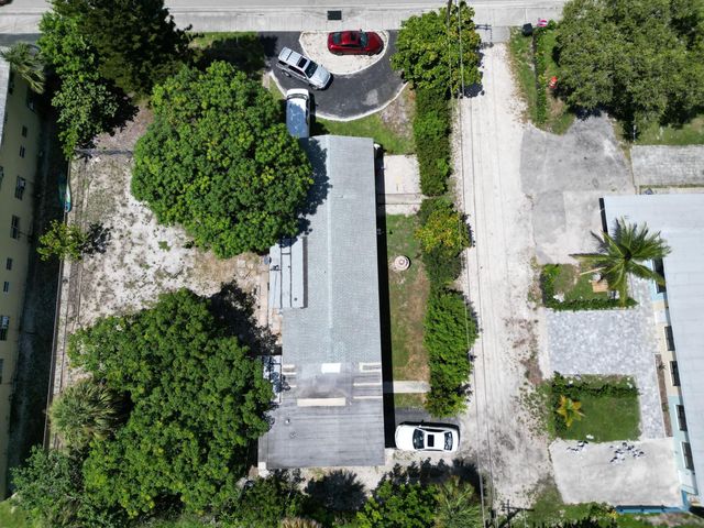 1302 S S Federal Hwy Highway, Lake Worth Beach, FL 33460