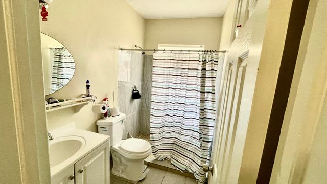 1302 S S Federal Hwy Highway, Lake Worth Beach, FL 33460