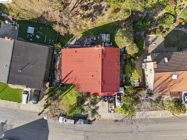 28174 Dobbel Ave, Hayward, CA 94542