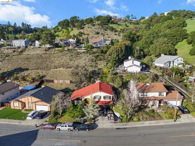 28174 Dobbel Ave, Hayward, CA 94542