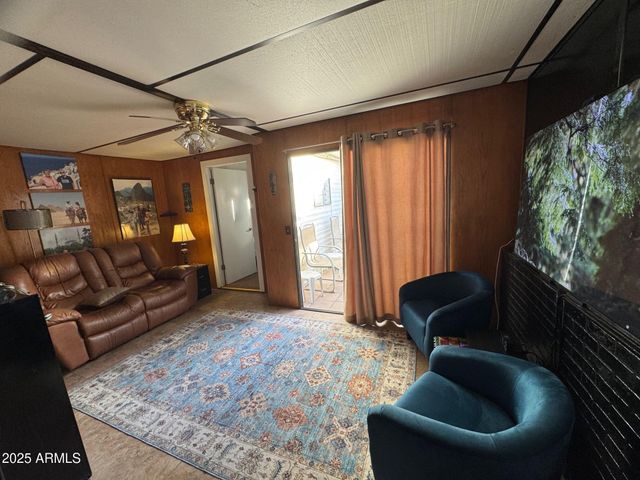 301 E MESQUITE Drive, Florence, AZ 85132