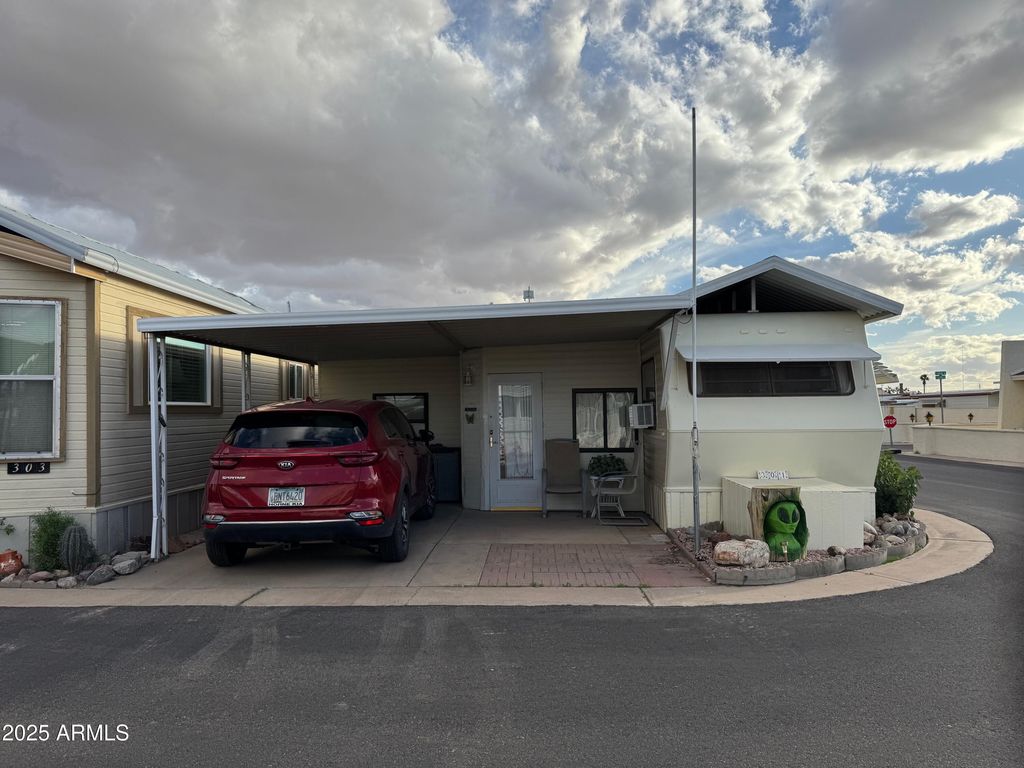 301 E MESQUITE Drive, Florence, AZ 85132