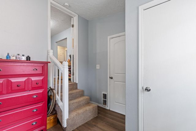 1031 N Forest Avenue, Springfield, MO 65802