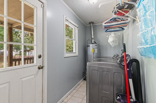 1031 N Forest Avenue, Springfield, MO 65802