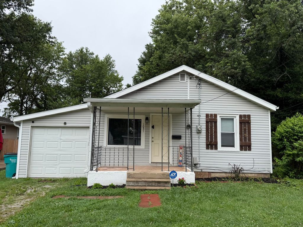 1031 N Forest Avenue, Springfield, MO 65802