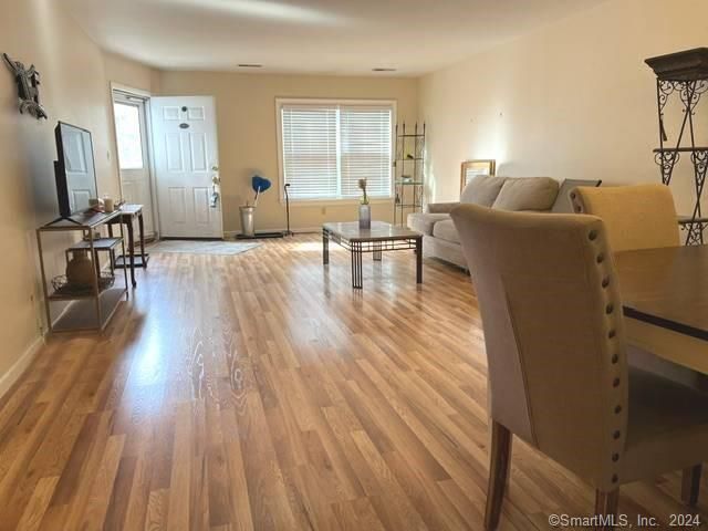 37 Greenwich Avenue APT 2-6, Stamford, CT 06902