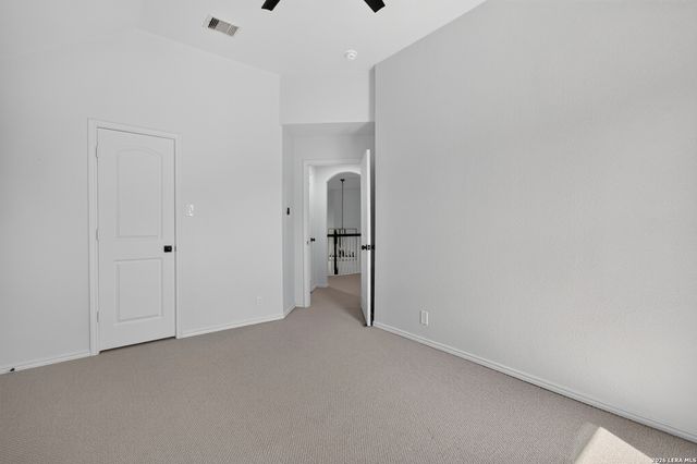 3027 HIDDEN MDW, Seguin, TX 78155
