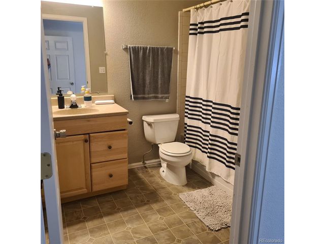 18325 E Amherst Dr, Aurora, CO 80013