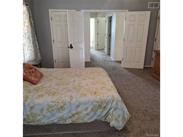 18325 E Amherst Dr, Aurora, CO 80013