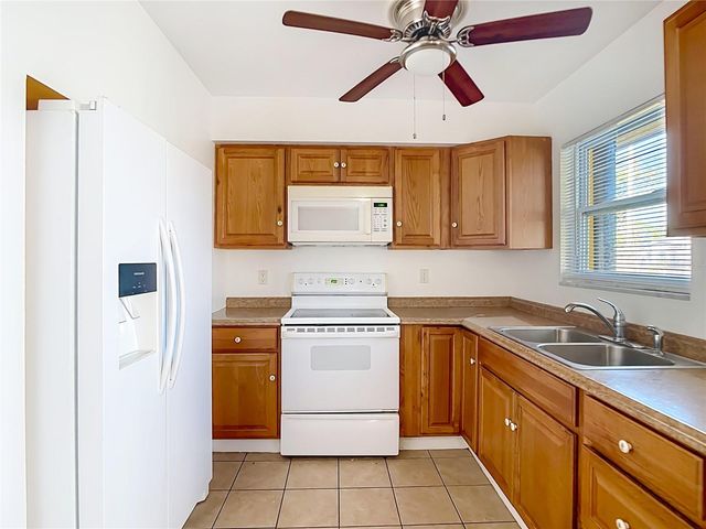 8782 FAY AVENUE, North Port, FL 34287