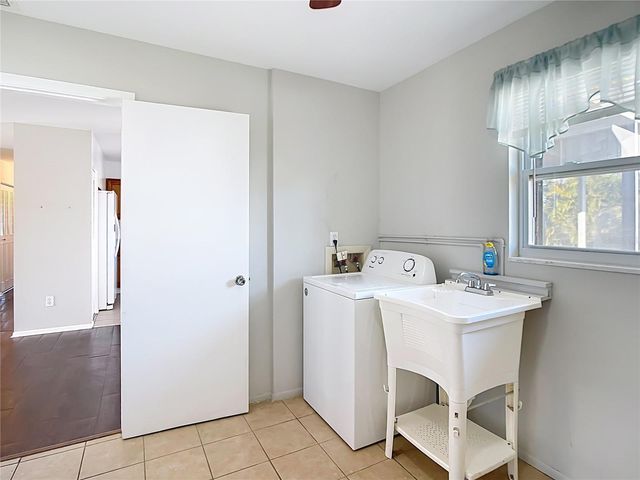 8782 FAY AVENUE, North Port, FL 34287