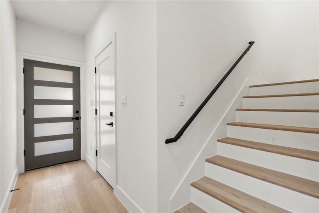 2404 Scott Street, Dallas, TX 75215