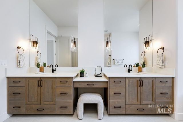 13424 N Spring Creek Way, Boise, ID 83714